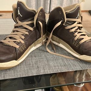 NIKE AIR JORDAN SC-1 BAROQUE BROWN-FILBERT-NATURAL SZ 10 RARE! [538698-205]